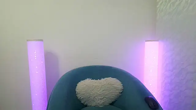 AlanaMilani  online show from February 2026 08:51:01 PM