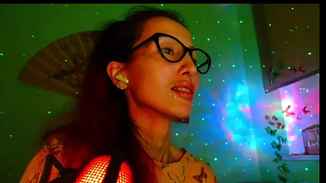 Snapshot of KiotoShine chatting on October 2025 10:12:02 PM KiotoShine online show from October 2025 10:12:02 PM