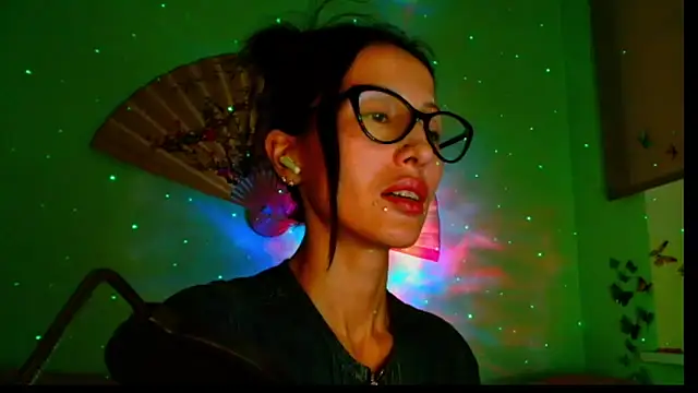 Snapshot of KiotoShine chatting on November 2025 07:38:02 PM KiotoShine online show from November 2025 07:38:02 PM