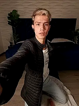 nicktorn online show from November 2025 04:05:01 PM