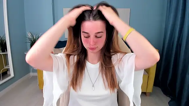 SweetyLicky online show from September 2025 04:43:01 PM