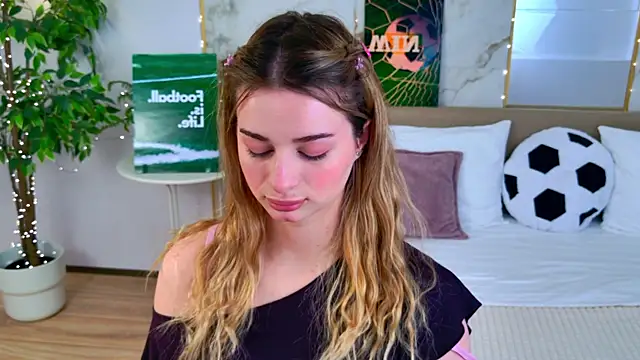 SweetyLicky online show from July 2026 04:07:02 PM