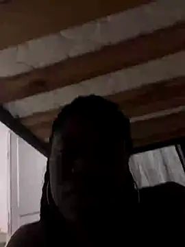 Snapshot of MichellePose chatting on November 2025 05:17:02 AM MichellePose online show from November 2025 05:17:02 AM