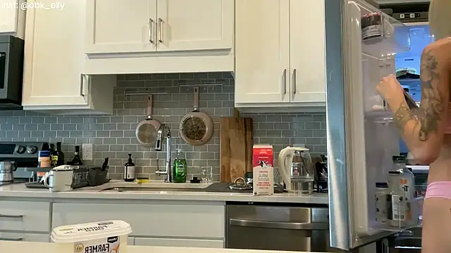 Ohbabykelly online show from January 2026 05:59:01 PM