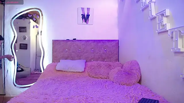 Snapshot of solpeich chatting on December 2025 04:24:02 PM solpeich online show from December 2025 04:24:02 PM