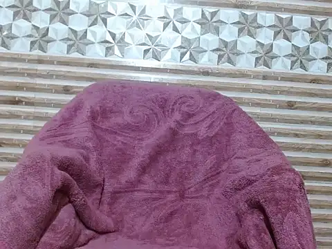 dimpyi online show from January 2026 06:02:02 PM