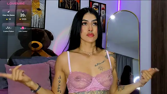 Snapshot of Valkyrie_sky chatting on March 2026 02:27:02 AM Valkyrie sky online show from March 2026 02:27:02 AM