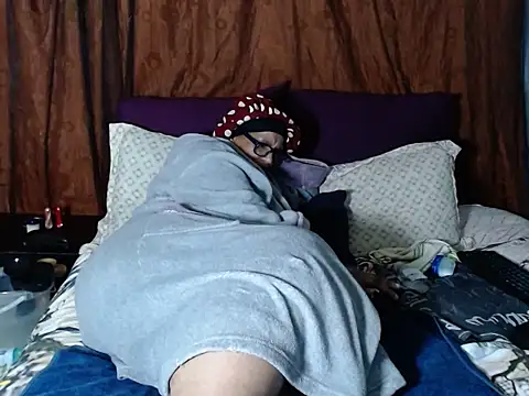 Snapshot of BOUNCINGASSX chatting on September 2025 12:11:01 AM BOUNCINGASSX online show from September 2025 12:11:01 AM