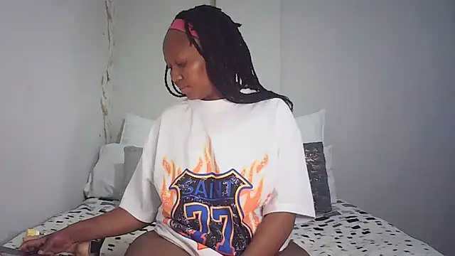 Snapshot of CouplesX96xx chatting on June 2026 10:30:02 PM CouplesX96xx online show from June 2026 10:30:02 PM