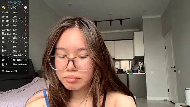 Wow Akemi online show from September 2025 09:36:01 AM