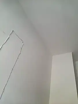 iamlalamilano online show from March 2026 01:41:01 PM