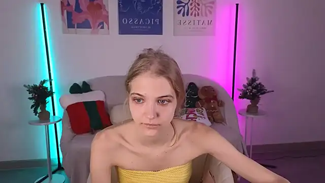 4example Chloe online show from January 2026 11:04:02 AM