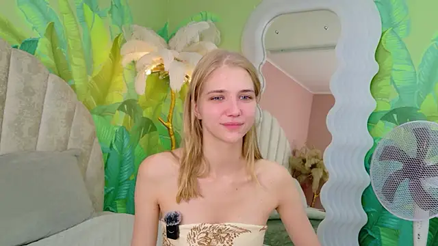 4example Chloe online show from July 2026 05:44:01 AM