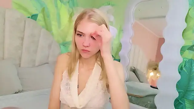 4example Chloe online show from July 2026 05:42:02 AM
