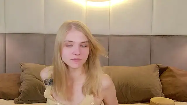 4example Chloe online show from July 2026 05:46:02 AM