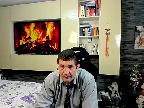 SpartacusDaddy48 online show from February 2026 04:03:02 PM