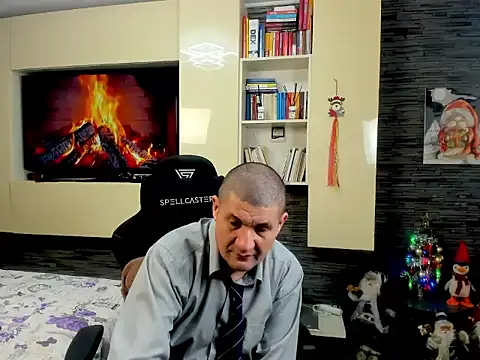 SpartacusDaddy48 online show from February 2026 02:51:01 PM