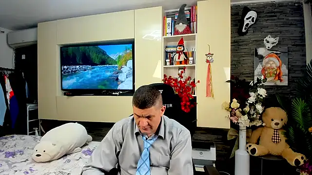 SpartacusDaddy48 online show from March 2026 06:36:01 AM