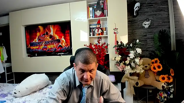 Snapshot of SpartacusDaddy48 chatting on May 2026 06:49:02 PM SpartacusDaddy48 online show from May 2026 06:49:02 PM