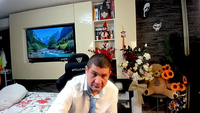 Snapshot of SpartacusDaddy48 chatting on May 2026 03:57:01 AM SpartacusDaddy48 online show from May 2026 03:57:01 AM