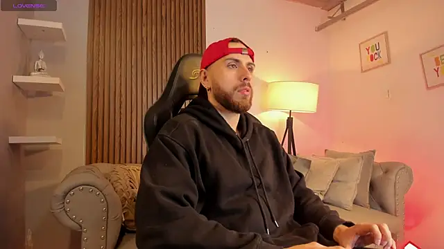 Maximo Wolff online show from January 2026 10:04:01 PM