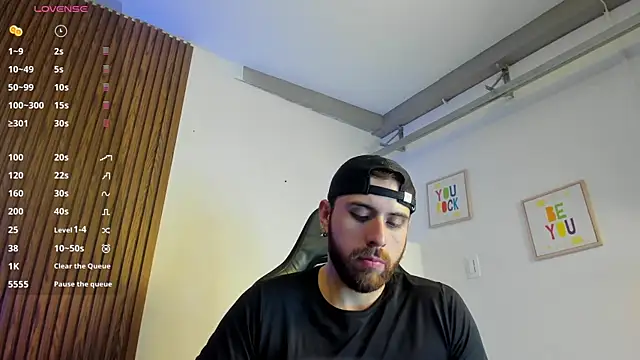 Maximo Wolff online show from July 2026 07:53:02 PM