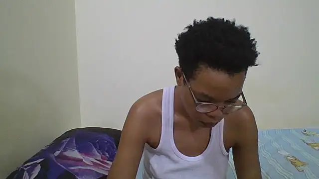 Snapshot of Miss-Hennessy chatting on December 2025 08:02:02 PM Miss-Hennessy online show from December 2025 08:02:02 PM