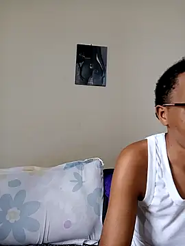 Snapshot of Miss-Hennessy chatting on April 2026 10:46:01 AM Miss-Hennessy online show from April 2026 10:46:01 AM