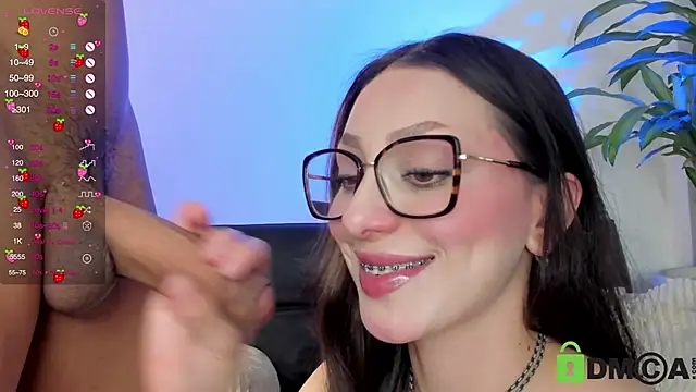 Snapshot of Scarlett_Jackson2 chatting on April 2026 04:21:02 AM Scarlett Jackson2 online show from April 2026 04:21:02 AM