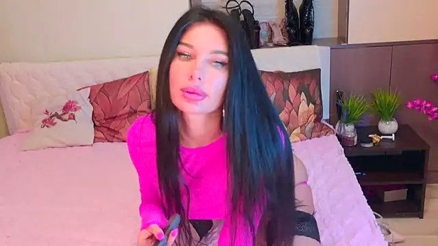 Snapshot of AlexaBilie chatting on September 2025 02:12:01 AM AlexaBilie online show from September 2025 02:12:01 AM