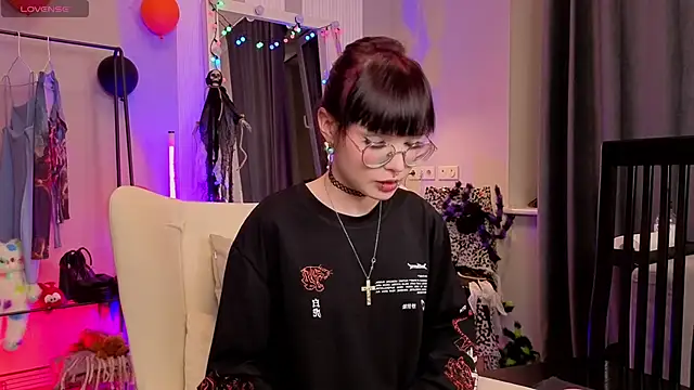 Misa Perfect online show from November 2025 01:21:02 PM