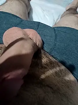 Snapshot of Hamzadz123 chatting on November 2025 06:40:02 PM Hamzadz123 online show from November 2025 06:40:02 PM