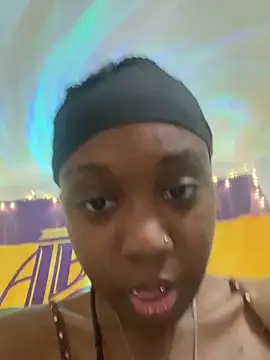 Snapshot of HennessyBaby21 chatting on March 2026 08:26:02 PM HennessyBaby21 online show from March 2026 08:26:02 PM