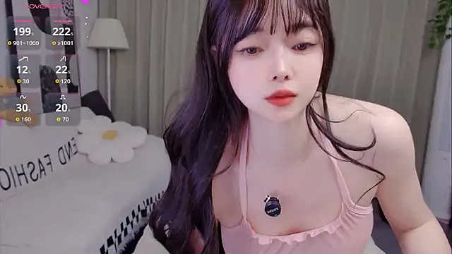 Snapshot of uikyy1 chatting on April 2026 07:31:01 AM uikyy1 online show from April 2026 07:31:01 AM