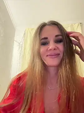 LucieMack online show from December 2025 10:17:02 PM