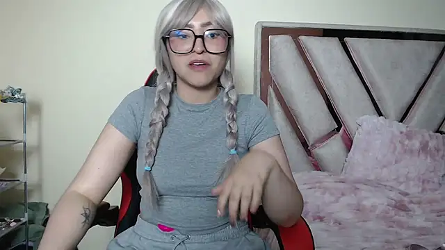 Arianna fairy online show from February 2026 03:38:01 PM