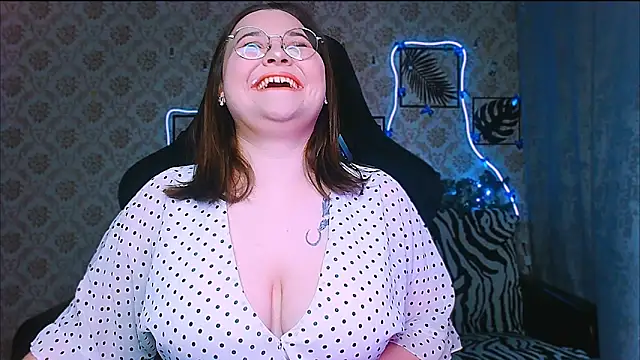 Snapshot of InLoveWithLife26 chatting on December 2025 07:54:01 PM InLoveWithLife26 online show from December 2025 07:54:01 PM