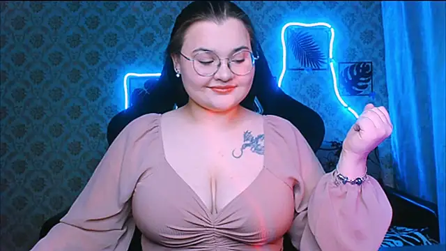 Snapshot of InLoveWithLife26 chatting on February 2026 07:04:01 PM InLoveWithLife26 online show from February 2026 07:04:01 PM