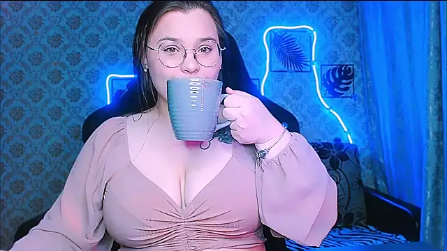 Snapshot of InLoveWithLife26 chatting on March 2026 07:31:01 PM InLoveWithLife26 online show from March 2026 07:31:01 PM