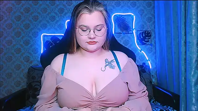 Snapshot of InLoveWithLife26 chatting on March 2026 07:48:01 PM InLoveWithLife26 online show from March 2026 07:48:01 PM