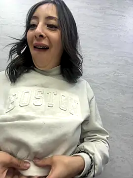 Savannah Monroe online show from November 2025 10:43:02 PM