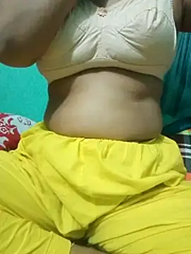 Snapshot of Maria_Mahi chatting on May 2026 06:59:01 PM Maria Mahi online show from May 2026 06:59:01 PM