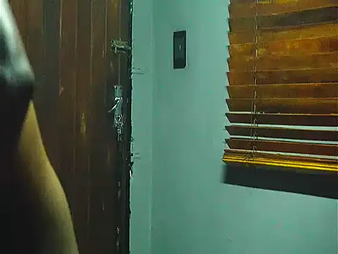 Snapshot of Master2000K chatting on April 2026 11:00:01 PM Master2000K online show from April 2026 11:00:01 PM