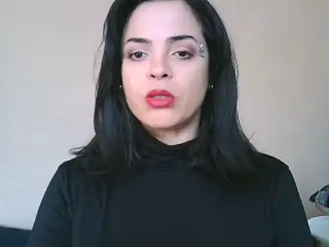 ITALIANASISIXX online show from November 2025 10:31:01 AM