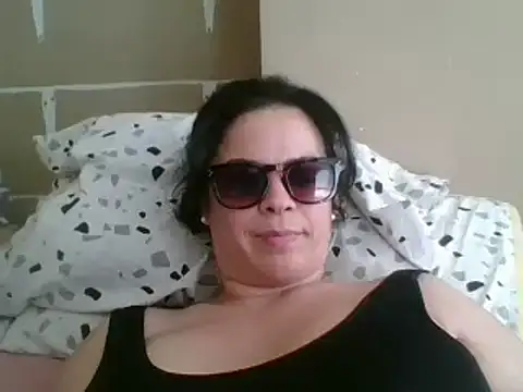 Snapshot of ITALIANASISIXX chatting on April 2026 02:12:02 PM ITALIANASISIXX online show from April 2026 02:12:02 PM