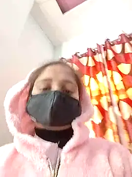 Snapshot of Ruhi_07 chatting on December 2025 04:10:01 AM Ruhi 07 online show from December 2025 04:10:01 AM