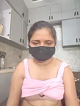 Snapshot of Ruhi_07 chatting on April 2026 04:50:01 AM Ruhi 07 online show from April 2026 04:50:01 AM