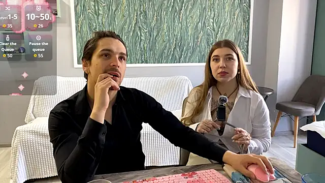 Snapshot of VelvetMiley chatting on April 2026 06:03:02 AM VelvetMiley online show from April 2026 06:03:02 AM