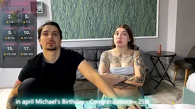 Snapshot of VelvetMiley chatting on April 2026 06:10:01 PM VelvetMiley online show from April 2026 06:10:01 PM