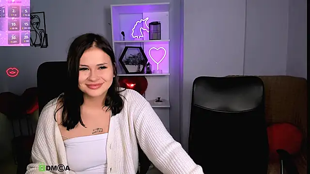 Snapshot of lau_ra_queen chatting on November 2025 10:22:02 PM lau ra queen online show from November 2025 10:22:02 PM